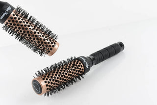 Styling Sesh: How to achieve long-lasting curls with the Alan Truman Gold Ceramic BD Brush.